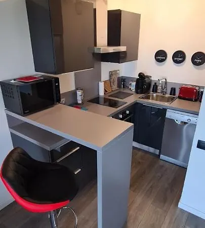 Appartement Splendid Studio With Balcony And Swimming Pool *